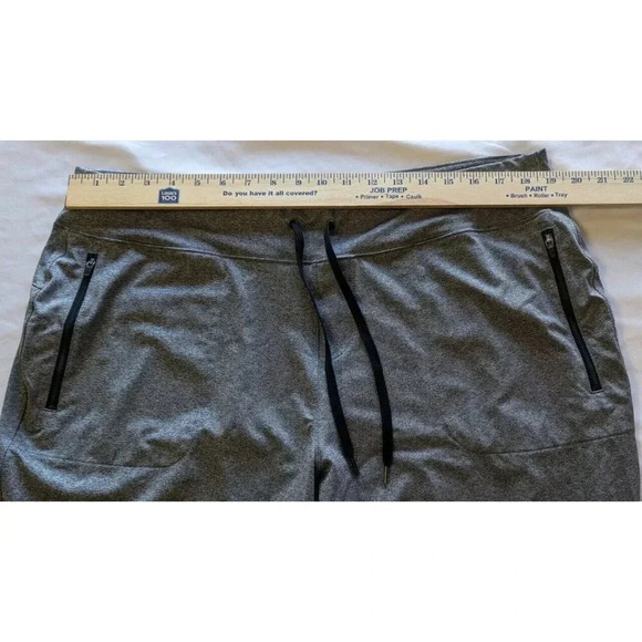 Tek Gear Women's Drytek Heather Gray Workout Capris Zip Pockets Size 2X EUC - Picture 3 of 7